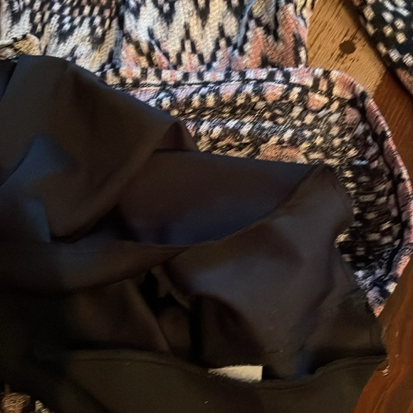 Chevron print dress EUC - Picture 9 of 12